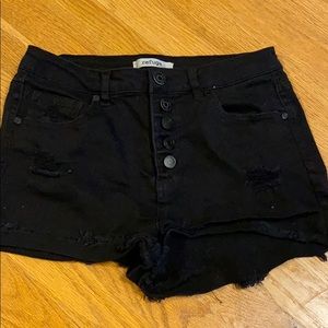 Refuge black jean shorts